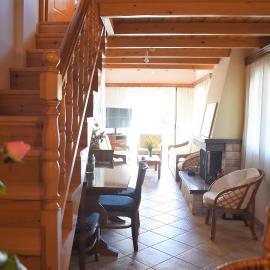 5 Vryses, hotel en Pramanta