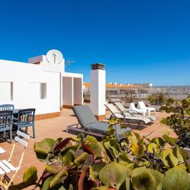 UpTown Urban Apartments, Hotel in Corralejo