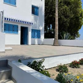 Ikaria Village Maisonette 10, hotel in Khlorakas