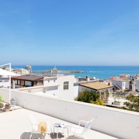 B&B La Rosa dei Venti, panoramico nel cuore di Vieste Vista mare Centro storico, hotel a Vieste