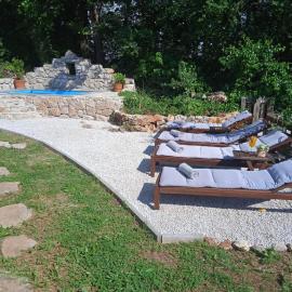 House Mali dvori: Krivodol şehrinde bir otel
