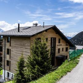 Haus Caroline, Riederalp Mitte、リーダーアルプのホテル