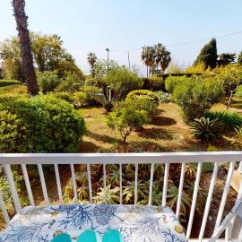 Agréable 2 pièces rénové avec balcon, Menton