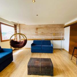 La Venise Annécienne - Studio climatisé, parking privé gratuit, proche gare, hotel in Annecy