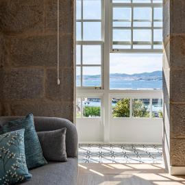 Bow Homes by Como en Casa