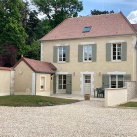 Gîte Les aurégats, hotel v destinácii Maligny