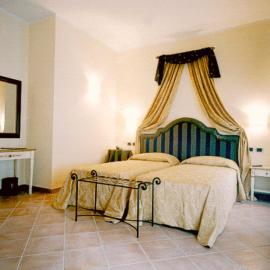Hotel Urbano V, hotel em Montefiascone