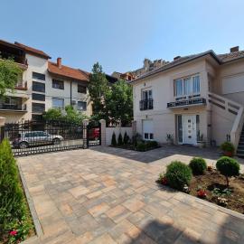 "Astor16" Apartments, hotel in Niš