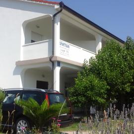 Holiday S&M, hotel in Lopar