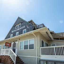 Windward at the Beach، فندق في بيتش هافن