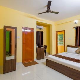Eco Corporate Inn