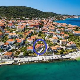 Viesnīca Stone house on the Batalaža Beach - Kali pilsētā Kali