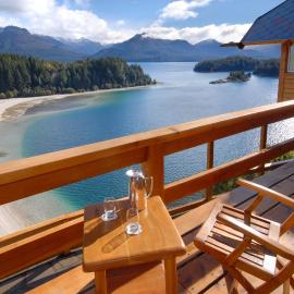 Hostería Isla Victoria Lodge، فندق في Isla Victoria