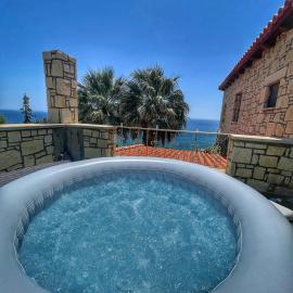 Elouthia Residence with Sea View and Hot Tub