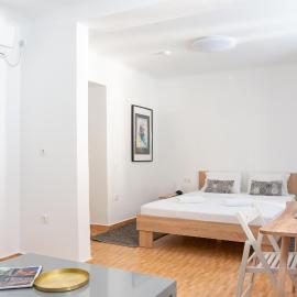 Dioskouros Hostel