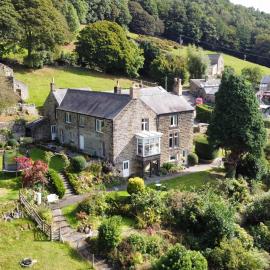 Hillside Haven, panoramic views Nr Bakewell