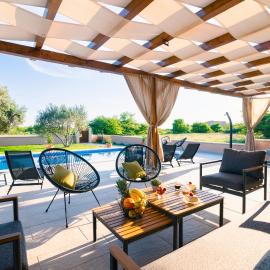Villa Gode -secluded house with heated pool near the beach