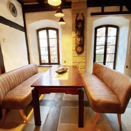 Ungewöhnliches Ferienhaus NAMIBIA-LODGE für 6 Pers - Rittergut Leppersdorf vor Radeberg bei Dresden, hotel in Wachau