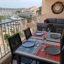 Mon Ecrin sur la marina du Golfe de St Tropez