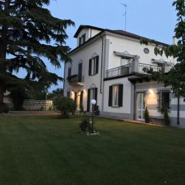 B&B Villa Prestigio, hotel in Novi Ligure