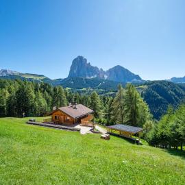 Chalet Aghel, hotel in Santa Cristina Gherdëina