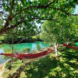 Domaćinstvo Una-Ostrovica, hotel in Kulen Vakuf