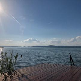 Sunny Private Beach, hotel in Balatonlelle