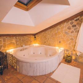 Casa Rural La Buhardilla, viešbutis mieste Benaokasas