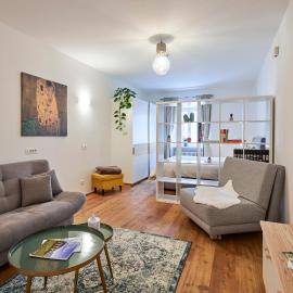 KARINA Lauben Lodge, hotel em Egna