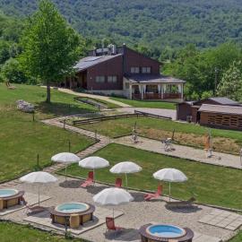 B&B Villa Irene Plitvice Lakes, отель в городе Селиште-Дрежничко