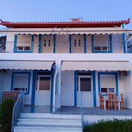 Vila Gusti, Hotel in Borsh