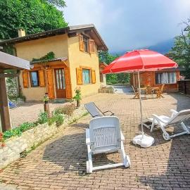 vallemaira house "Chalet Le Terrazze" 2-12 Persone in exclusiva da 2 persone, Hotel in San Damiano Macra