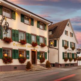 Hotel Adler - Weil am Rhein, hotel en Weil am Rhein
