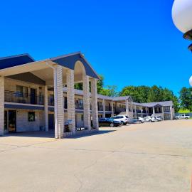 Regency Inn & Suites, hotel a Gladewater