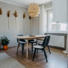 Haus Mörbisch - Großes Familienapartment mit ruhigem Innenhof am Neusiedler See, hotel in Mörbisch am See