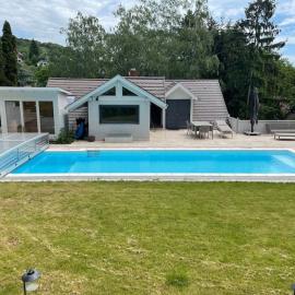 Villa Szigliget – hotel w mieście Szigliget