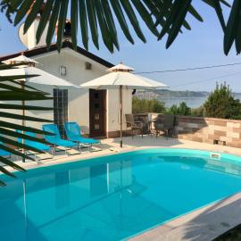 Sweet Apartment With Private Pool Lori Ankaran