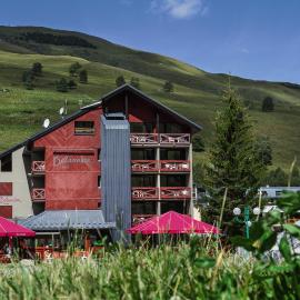 Hôtel Les 2 Alpes L'Orée Des Pistes, hotel en Les Deux Alpes