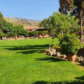 Sun House Apartments in Eftalou