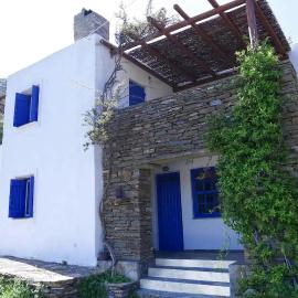 Traditional Village House On Kea, hotel in Milopótamos