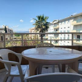 Port FREJUS Rives Latines Studio Cabine 30 m2 4 Pe, hotel a Fréjus