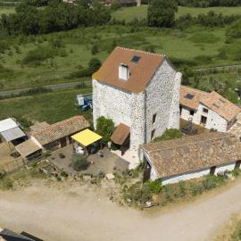 Gîte de bien-être de la symphonie du vivant, hotel in Bonnes