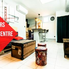 Centre Historique - FREE Parking - Self Checkin - WIFI - INDUSTRIEL - SLEEPNTRIPBEZIERS, hotel in Béziers