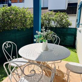 T1 bis confortable avec terrasse et parking à Cambo-les-Bains