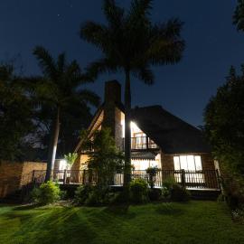 Legend Safaris 257B - in Kruger Park Lodge, Hotel in Hazyview