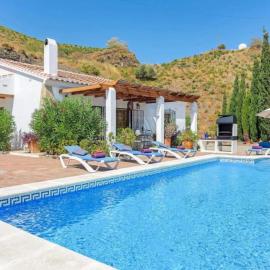 Casa Eve - Beautiful Villa & Heated - Pool to Yourself, hotel a Árchez