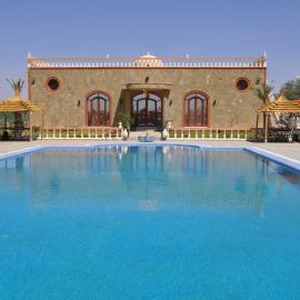 Salma Palms Hôtel, hotel u gradu Meski