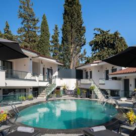 Melite Luxury Rooms & Apartments, hotell i Paliouri