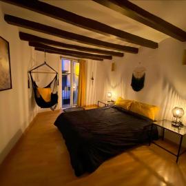 Cornu Karma Apartment El Pati, hotell i Cornudella de Monsant