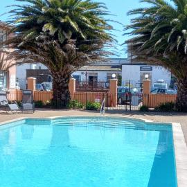24 New Esplanade Court, hotelli kohteessa Paignton